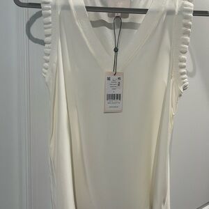 Cinq a Sept Lenore V-Neck Silk Tank in Ivory, size Small